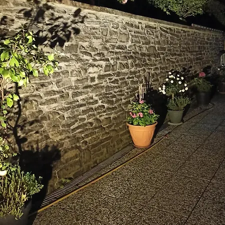 Apartment Mit Terrasse Fuer 1-4 Personen *